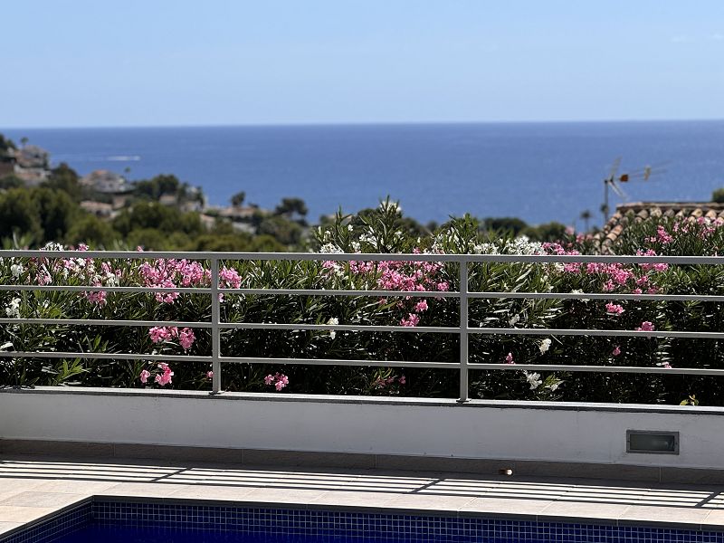 Villa with sea views in Benissa - Max Villas