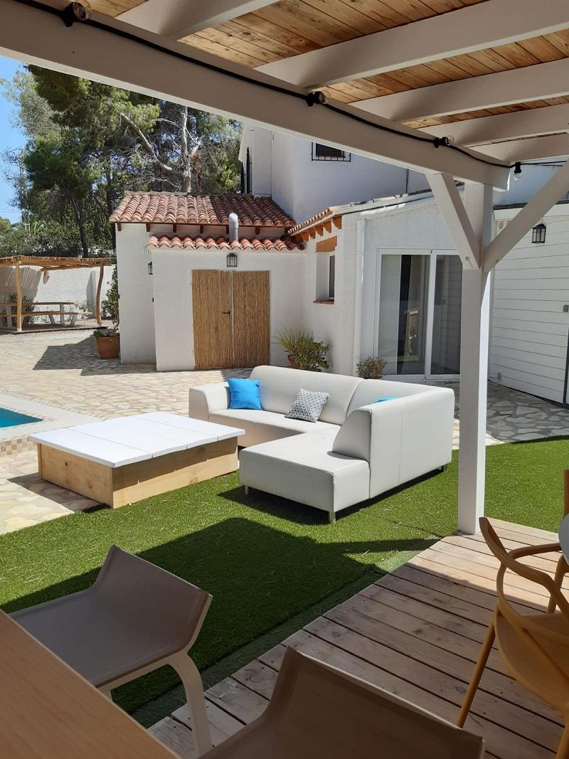 Villa con apartamentos en Benissa - Max Villas