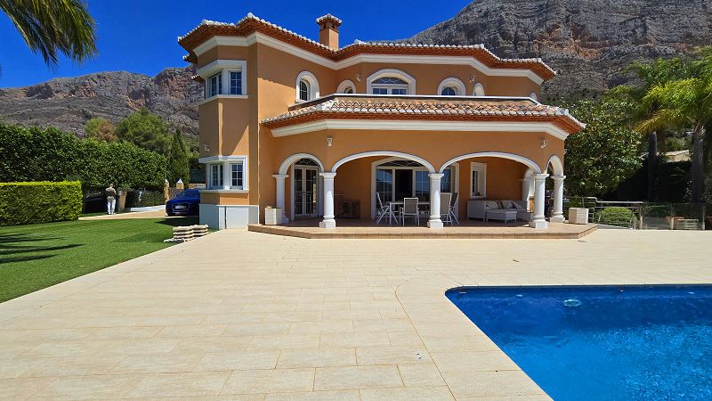 Villa à vendre à Jávea - Max Villas