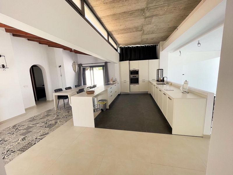 Moderne Villa zu verkaufen in Moraira - Max Villas