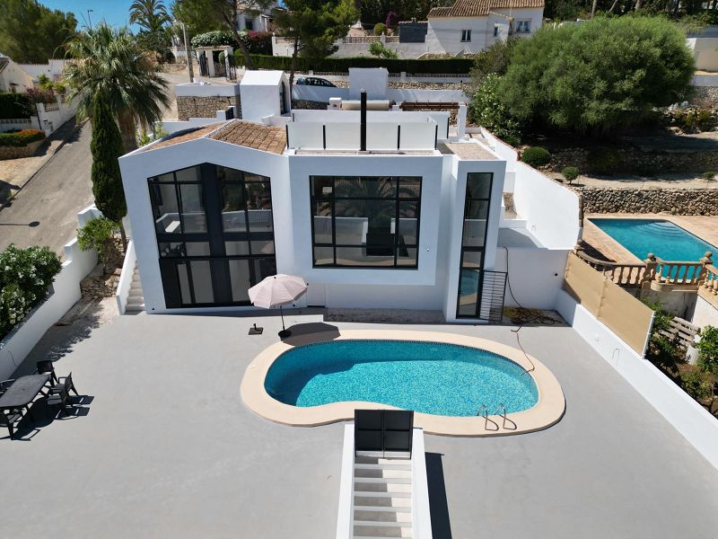 Moderne villa te koop in Moraira - Max Villas