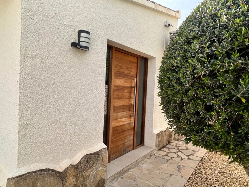 Villa con vistas al mar en venta en Moraira - Max Villas