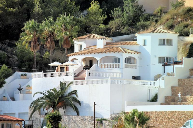 Prachtige villa met zeezicht in Moraira