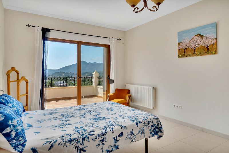 Amplia villa en Murla - Valle de Jalón - Max Villas