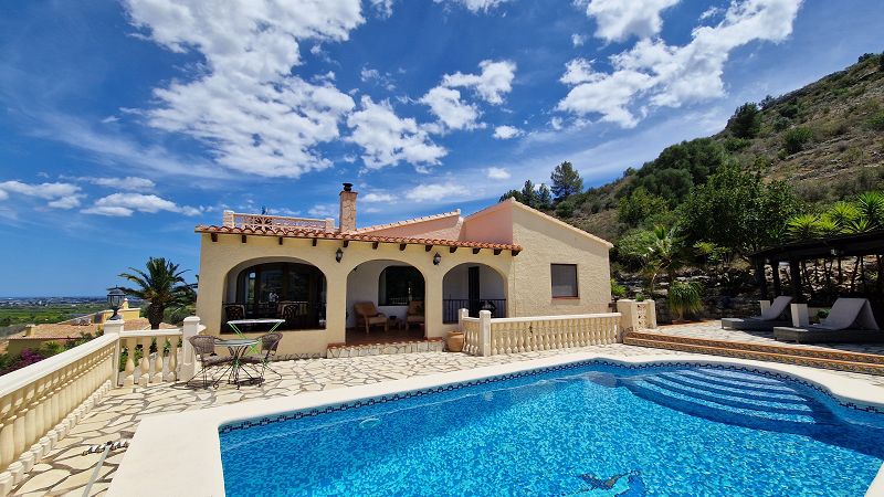 Villa for sale in Beniarbeig