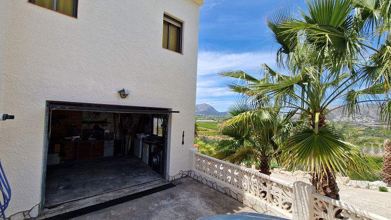 Villa en venta en Beniarbeig - Max Villas