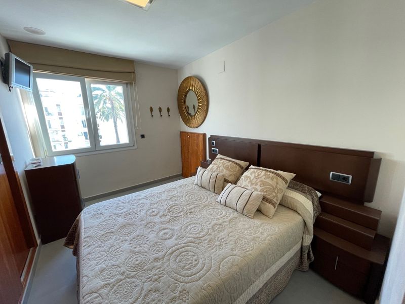 Apartamento en primera línea con vistas al mar en Moraira - Max Villas