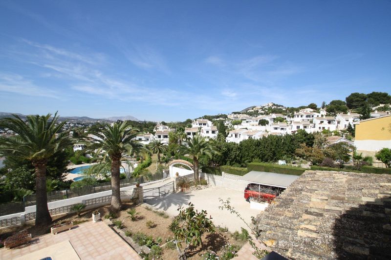 Villa mit freiem Blick in Moraira - Max Villas