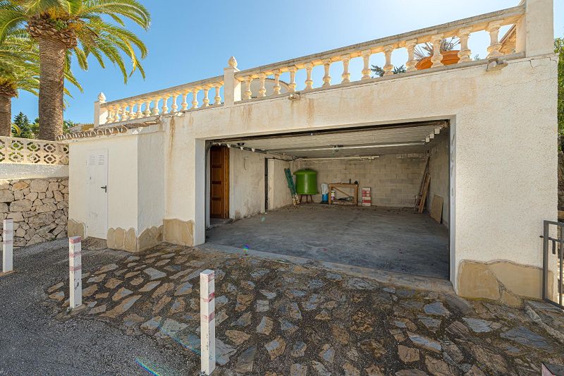 Villa mit freiem Blick in Moraira - Max Villas