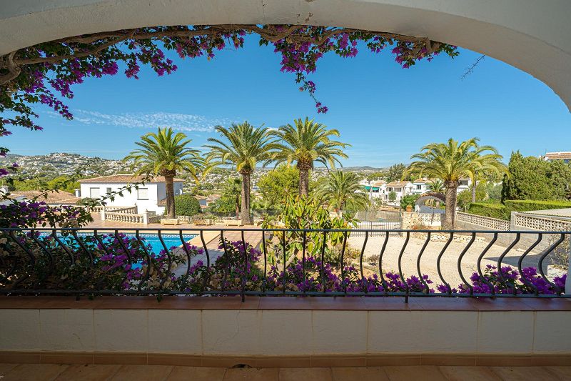 Villa mit freiem Blick in Moraira - Max Villas