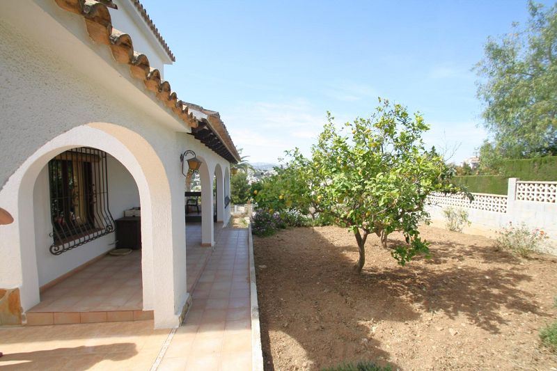 Villa mit freiem Blick in Moraira - Max Villas